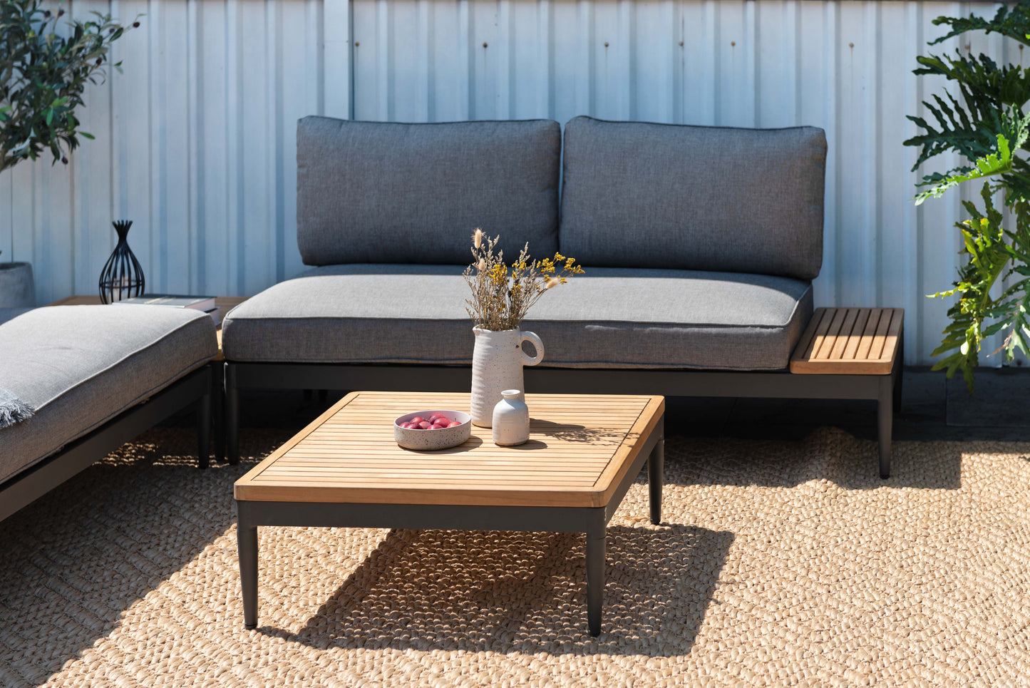 Topaz 2pc Seating Set