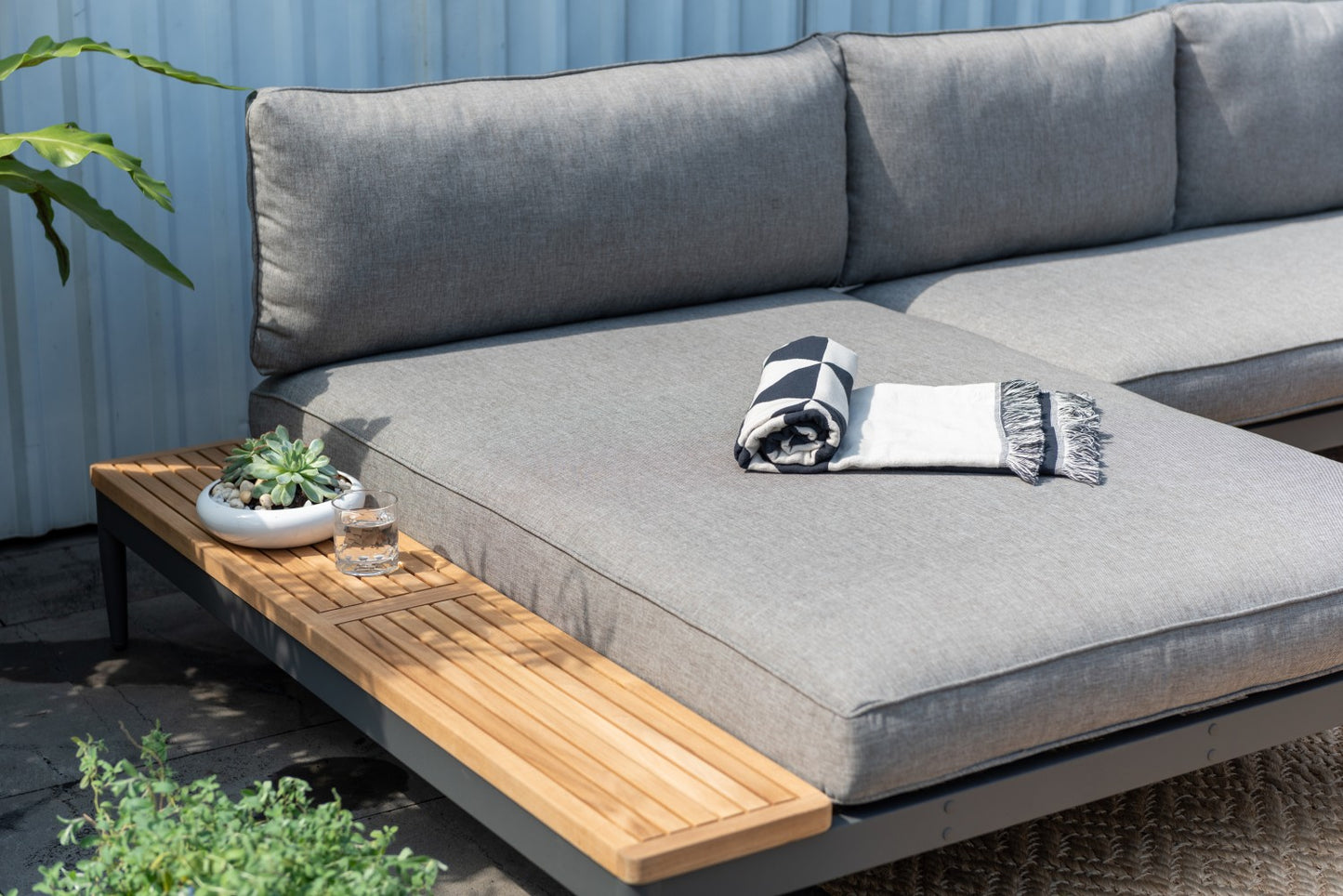Topaz 3pc Seating Bed Set