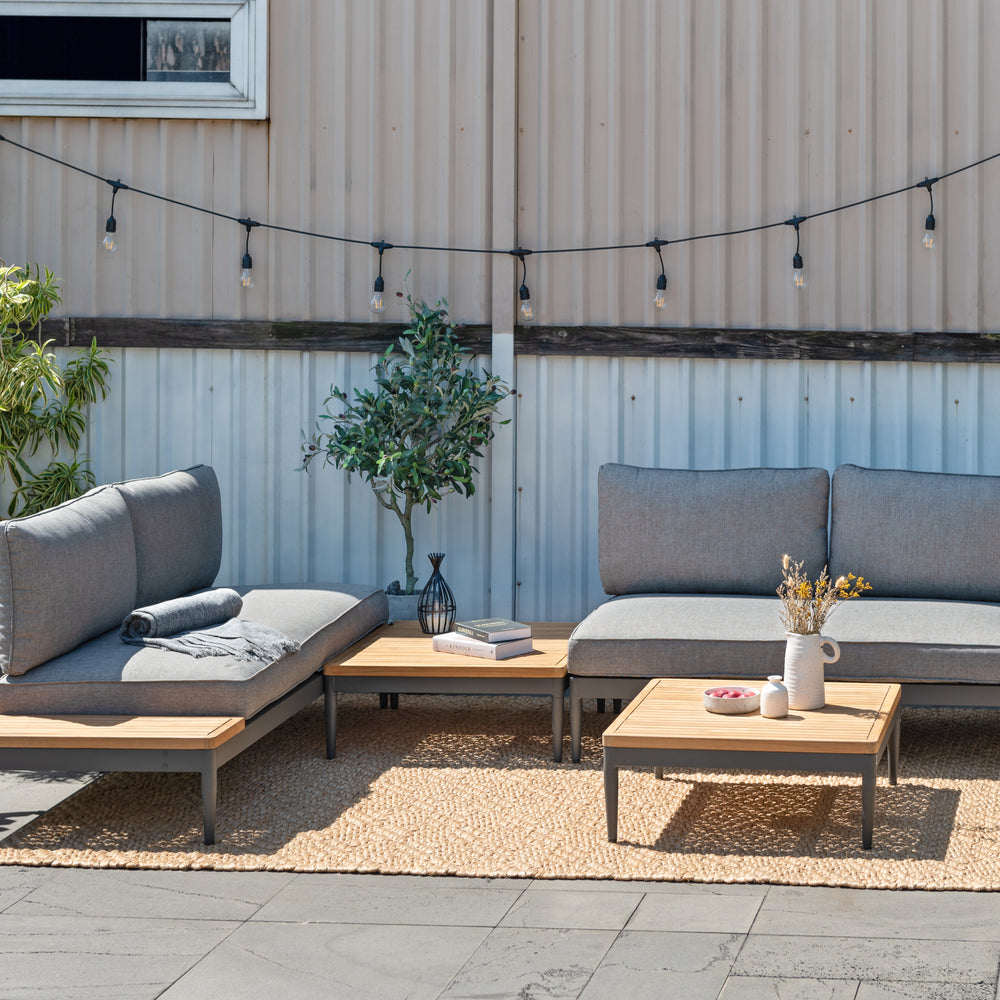 Outdoor Seating