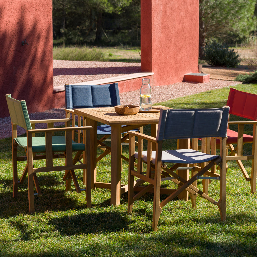 
                      
                        Zircon Teak Director Chair ‚Äì Blue Horizon - 1 Piece
                      
                    