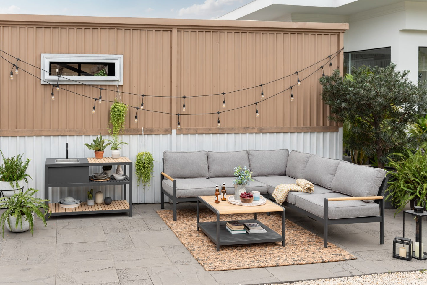 Amber Outdoor Kitchen