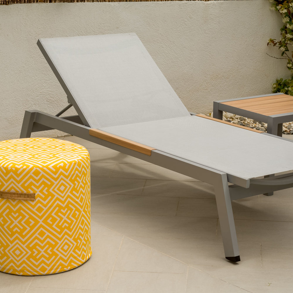 
                      
                        Panama Light Sun Lounger - 1pc
                      
                    