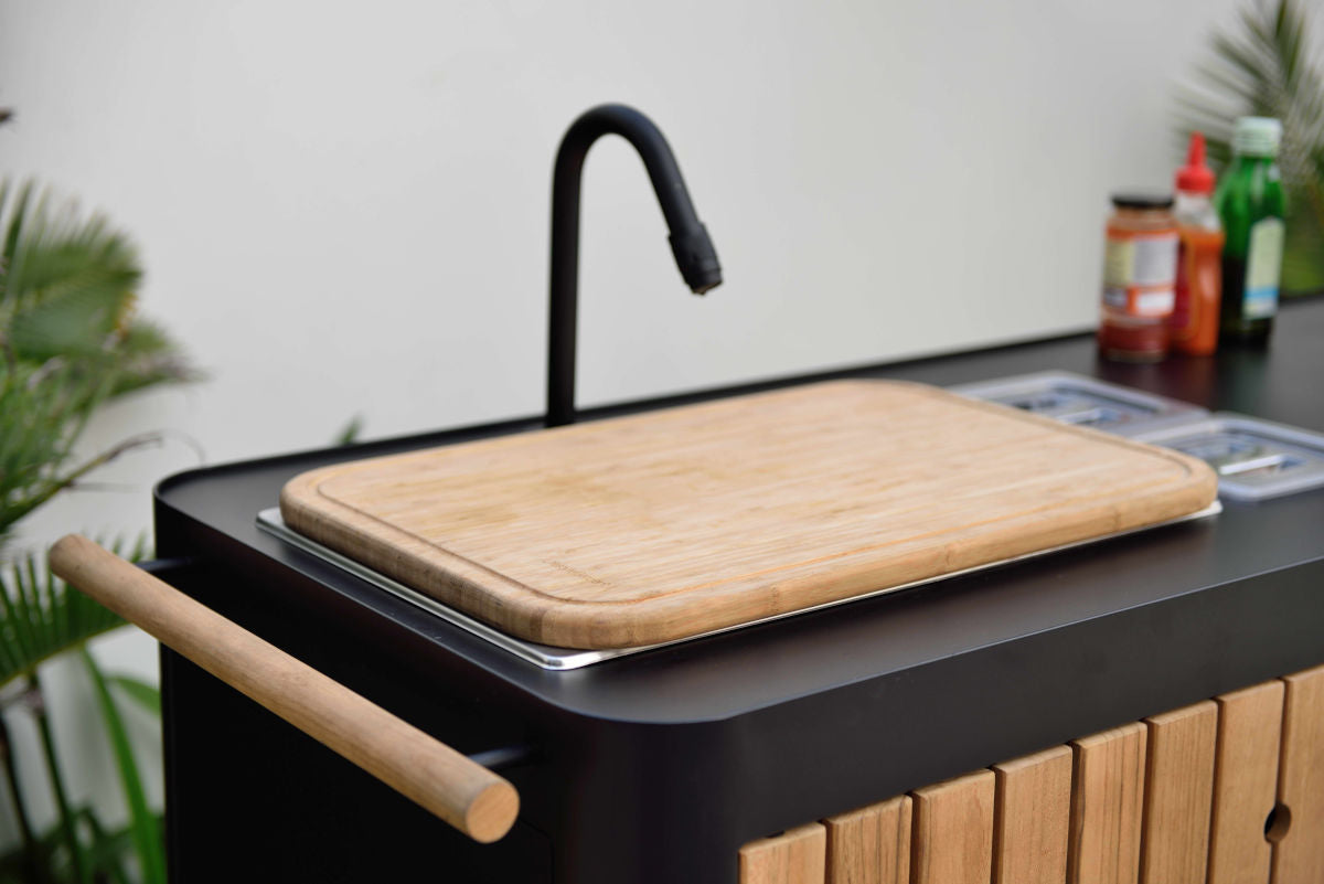 Portals Dark Outdoor Kitchen